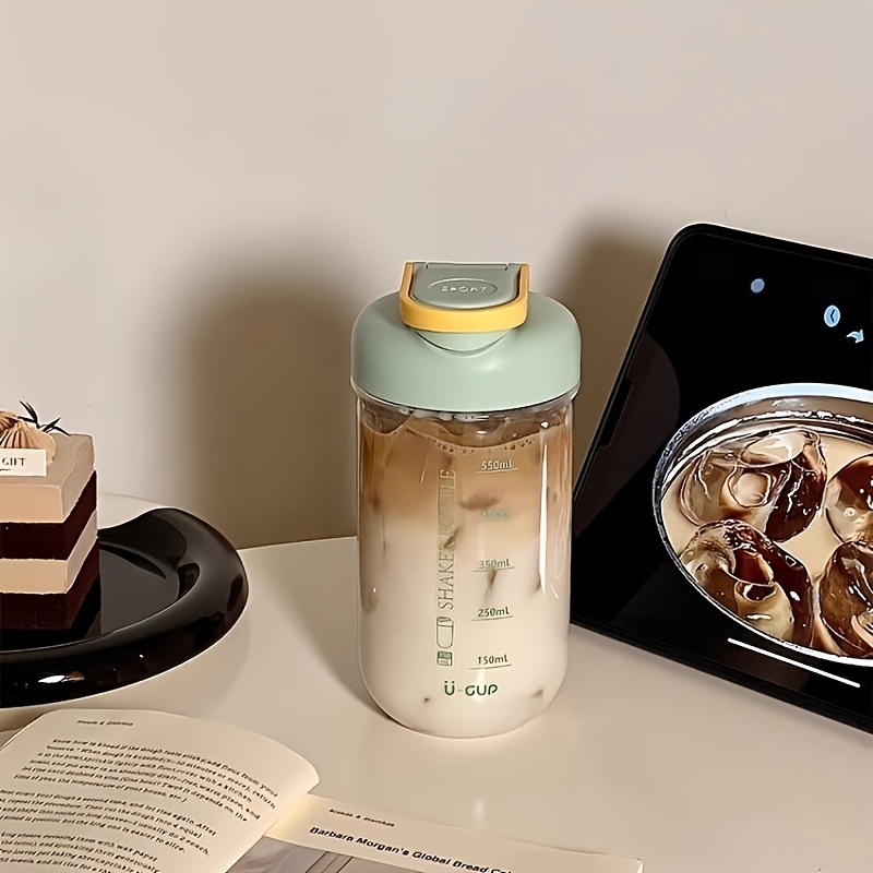 Blender - Przenośny shaker do protein z podziałką,